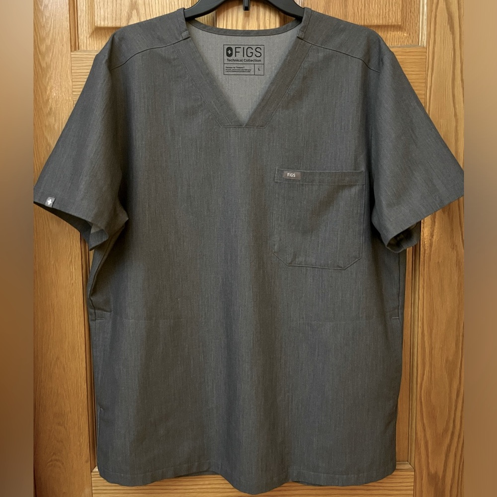 Figs Men’s Chisec Scrub Top